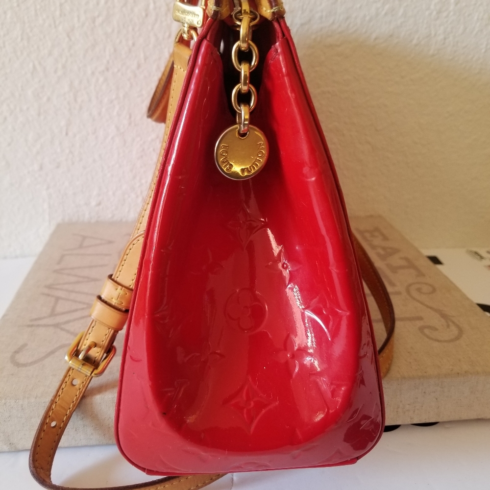 Auth Louis Vuitton Vernis Brea Mm Bag - Picture 14 of 16